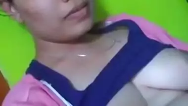 Chesty Desi girl with big XXX nipples has nice solo sex in her room