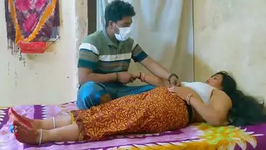 Chubby aunty ass and full nude body massage