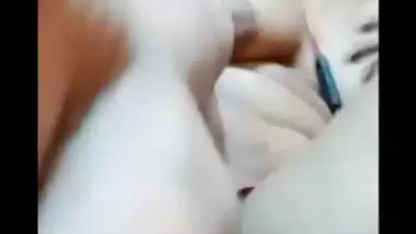 Cute girlfriend black pussy fingering on viral video call