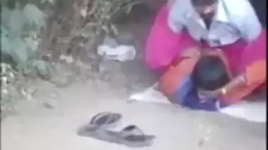 Tamil couple banging outdoor in a jungle gets caught on a , desi sex mms