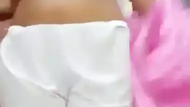 Desi nude Bangla girl strips and shoots her nude MMS