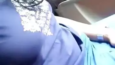 Mallu Girl Blow in Car