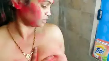 Chubby stepdaughter holi celebration and fucking